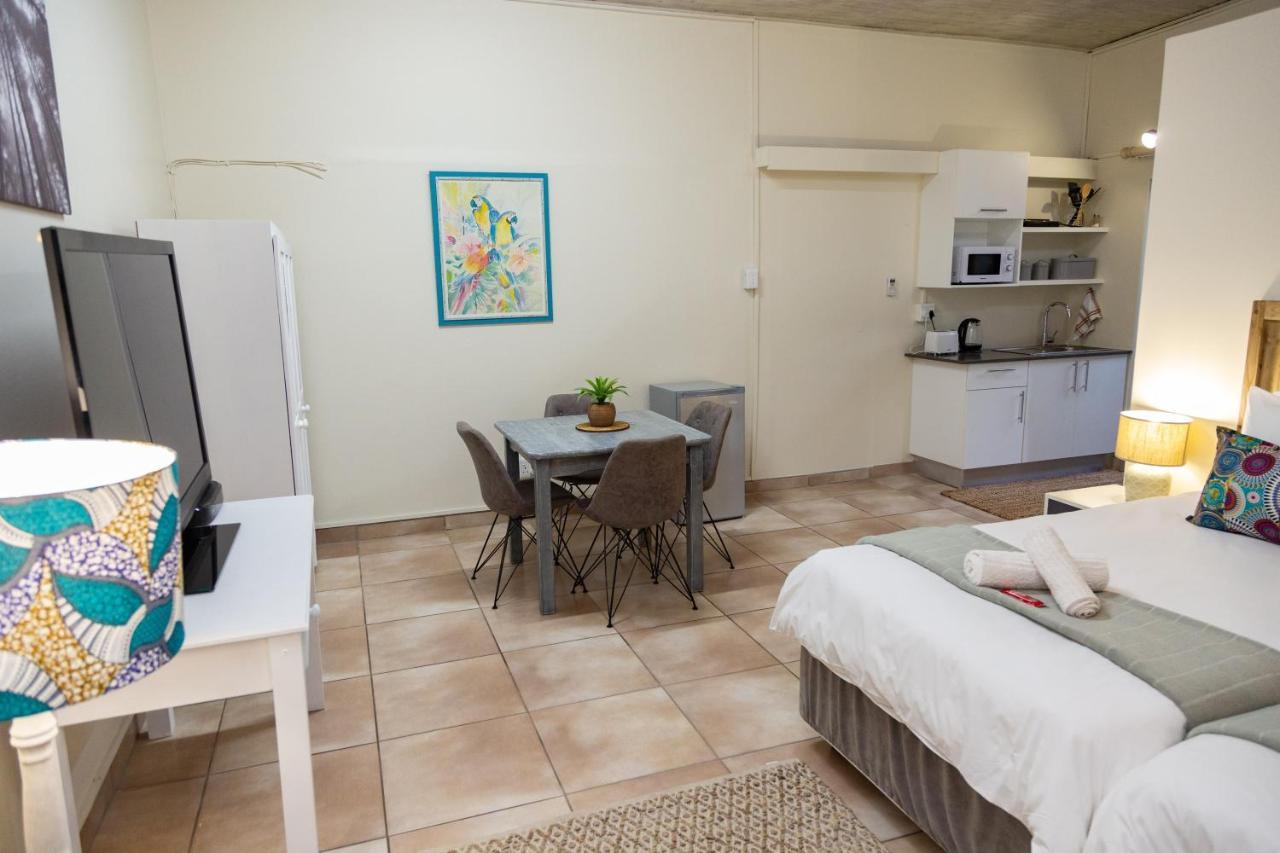 Glen Maine Guest House Pretoria-Noord Dış mekan fotoğraf