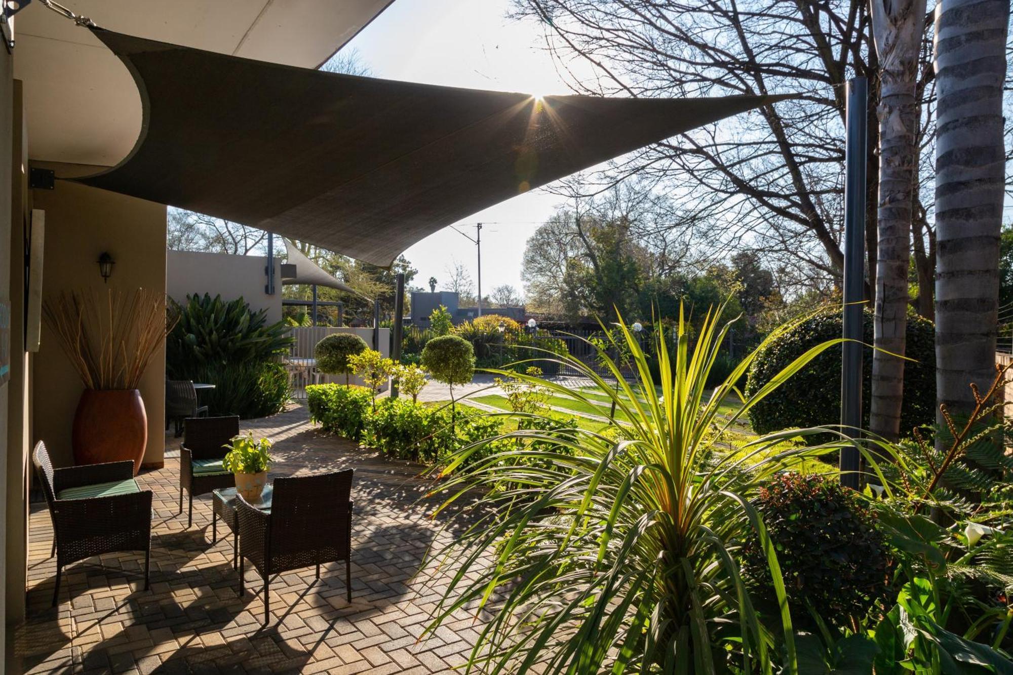 Glen Maine Guest House Pretoria-Noord Dış mekan fotoğraf